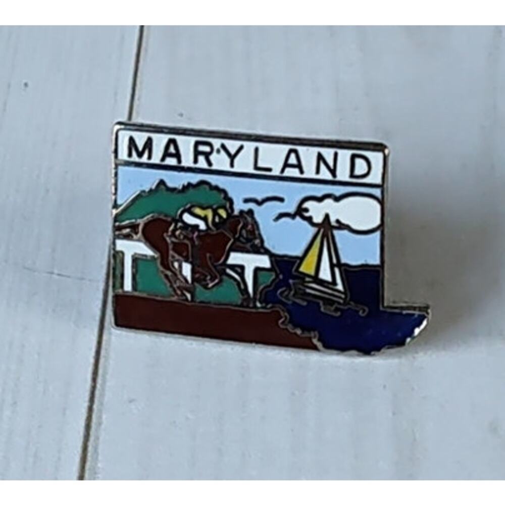 Maryland State Shaped Ocean, Horse Pin Souvenir Travel Hat Lapel Collectible